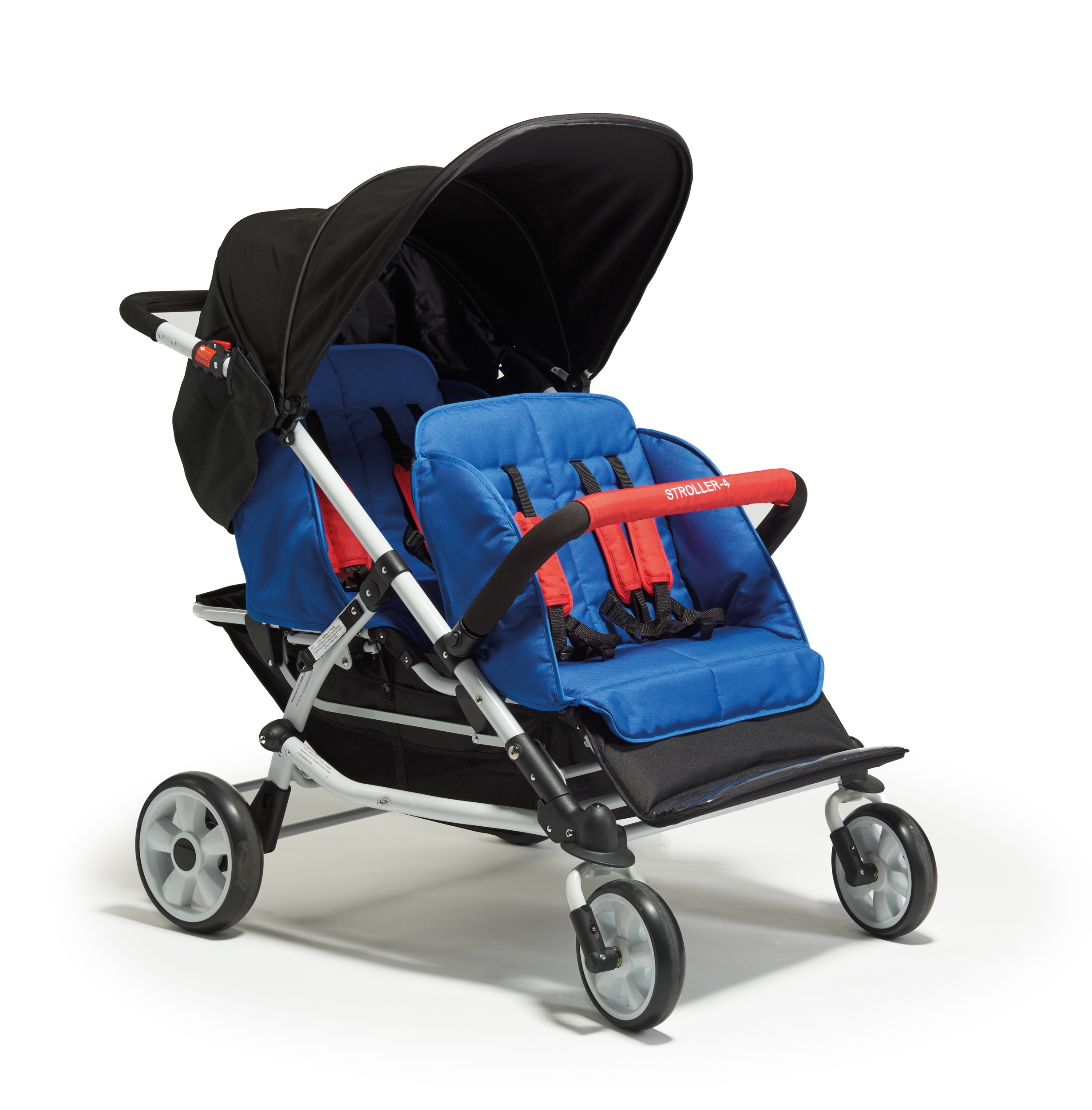 Buggy 4 Kids ST 4 Winther mit den Maßen L/B/H 114x78x110 cm